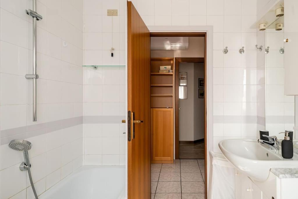 ブレシアCasa De Rocco No Check In After 19 00アパートメント エクステリア 写真